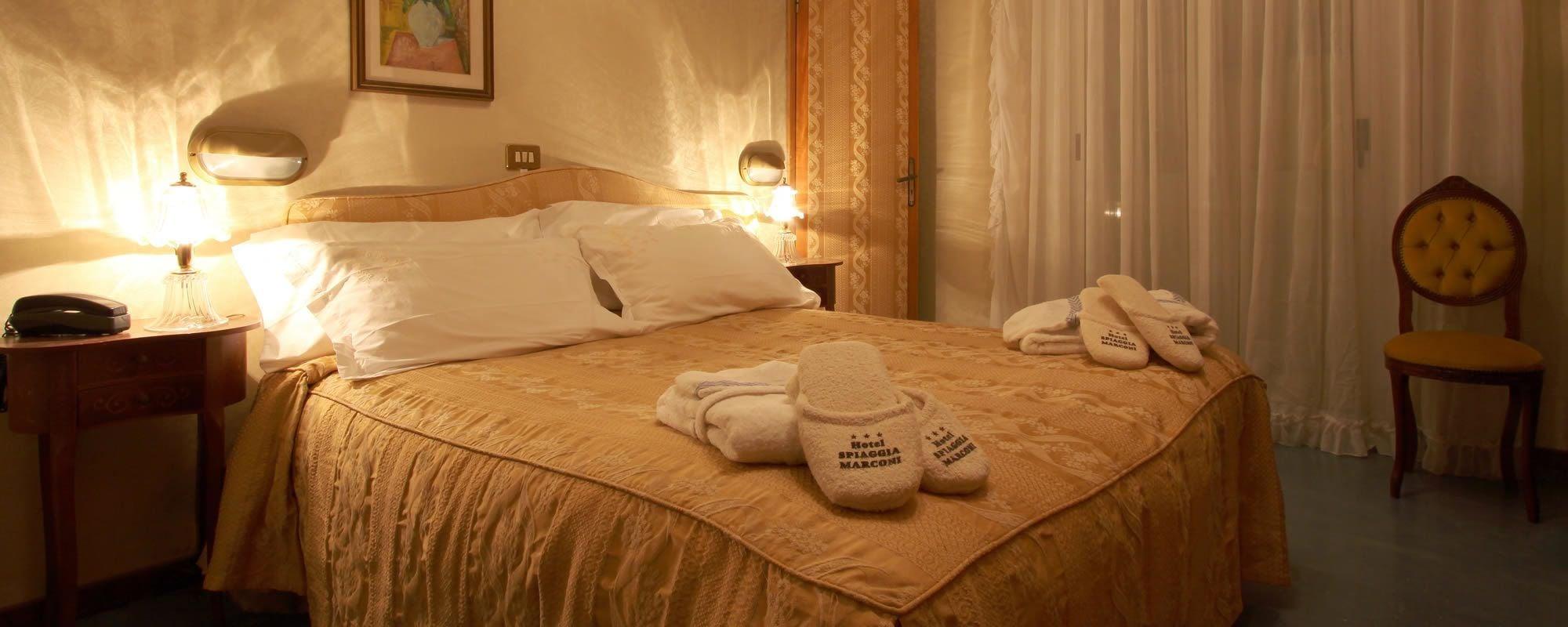 Hotel Spiaggia Marconi Римини Екстериор снимка