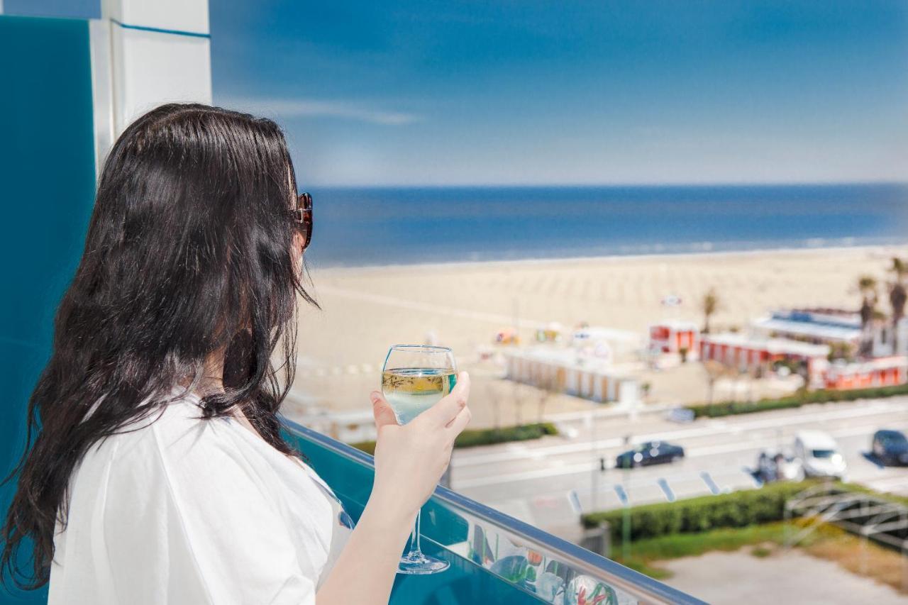 Hotel Spiaggia Marconi Римини Екстериор снимка