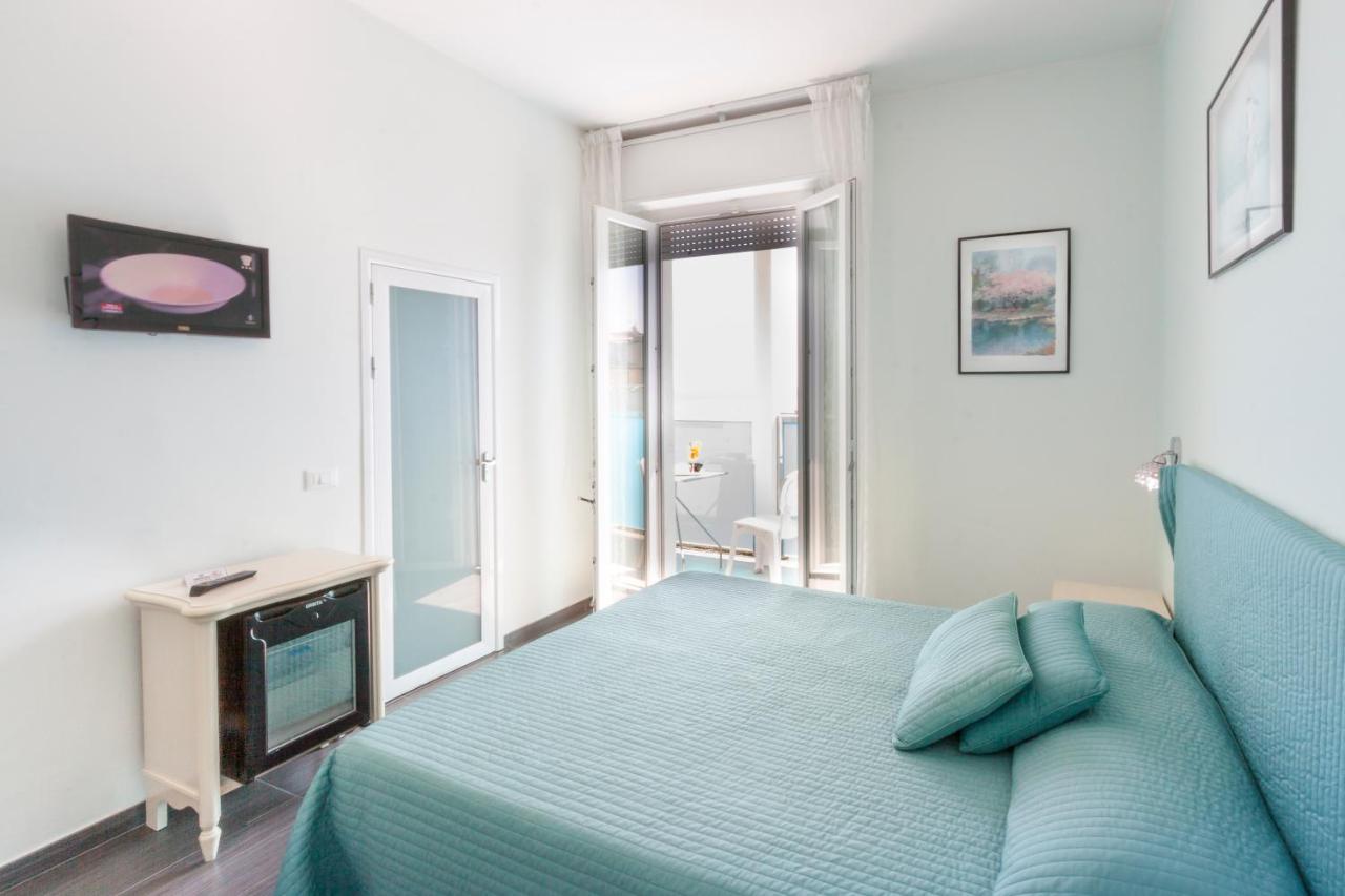 Hotel Spiaggia Marconi Римини Екстериор снимка
