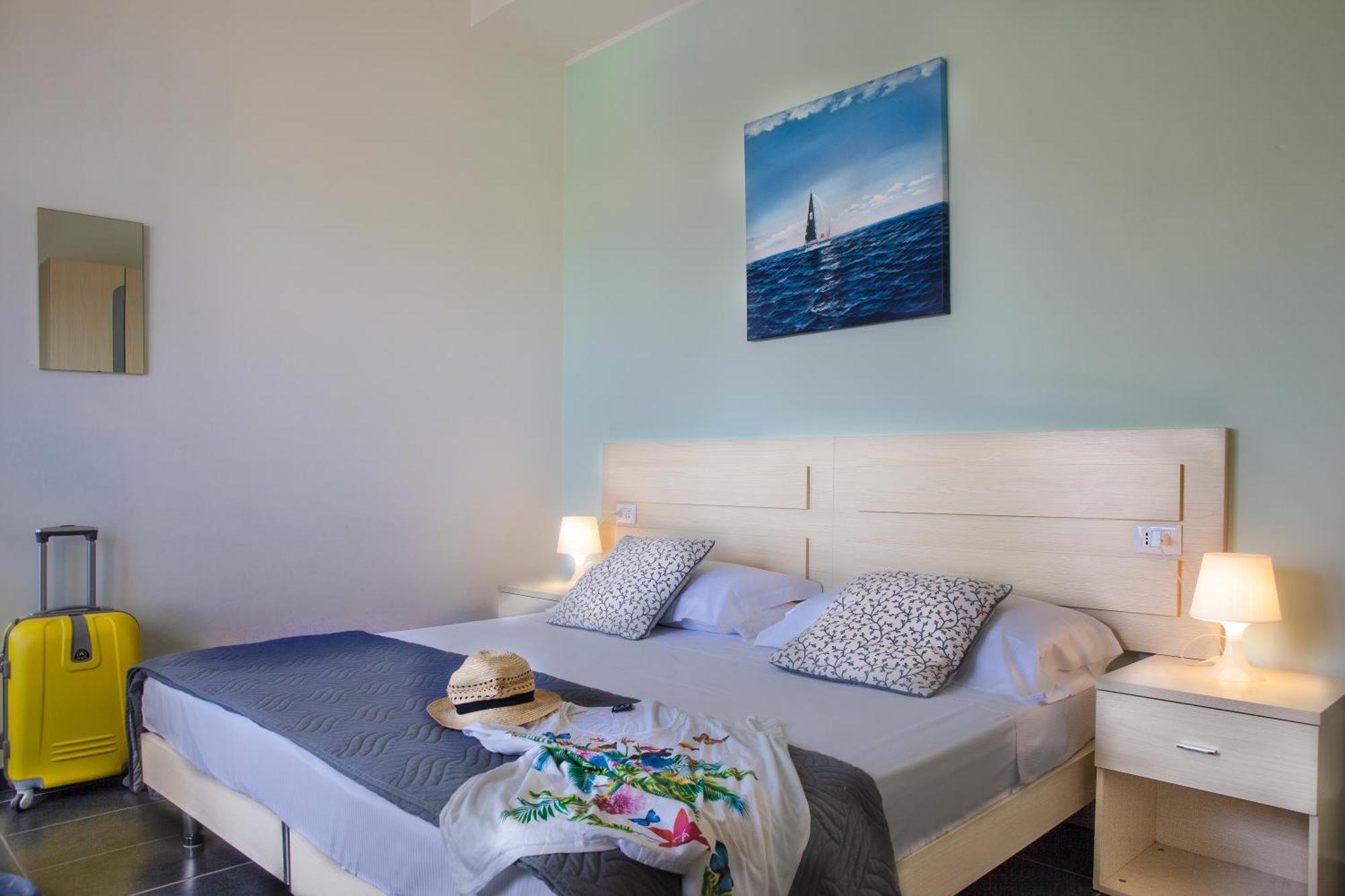 Hotel Spiaggia Marconi Римини Екстериор снимка